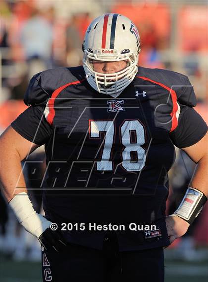 Thumbnail 1 in King (Ca.) lineman John Krahn  photogallery.