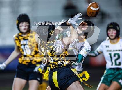 Thumbnail 3 in Royal @ Newbury Park photogallery.