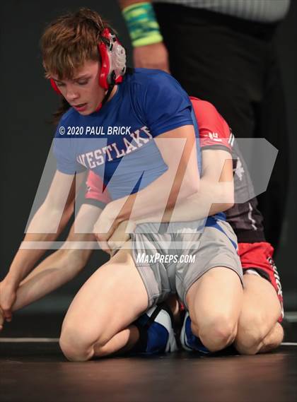 Thumbnail 3 in Westlake vs Vista Ridge photogallery.