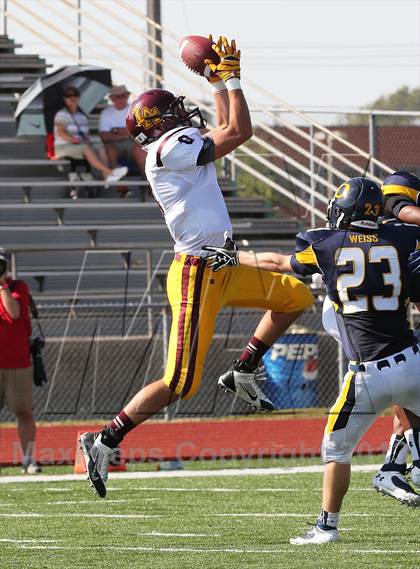 Thumbnail 1 in O'Fallon vs Loyola Academy photogallery.