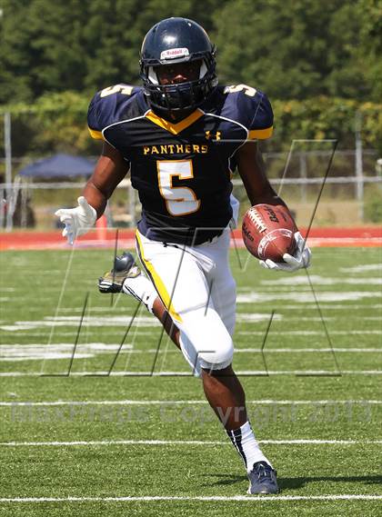 Thumbnail 2 in O'Fallon vs Loyola Academy photogallery.