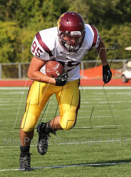 Thumbnail 3 in O'Fallon vs Loyola Academy photogallery.