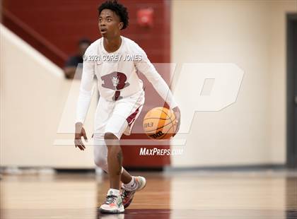 Thumbnail 2 in McDonough vs Warner Robins (HypeSouth Hardwood Invitational) photogallery.