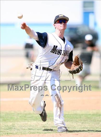 Thumbnail 3 in Moorpark vs. Mullen photogallery.