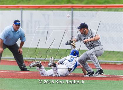 Thumbnail 1 in Norwin vs Hempfield Area (PIAA Class AAAA First Round) photogallery.