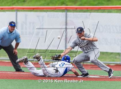 Thumbnail 3 in Norwin vs Hempfield Area (PIAA Class AAAA First Round) photogallery.