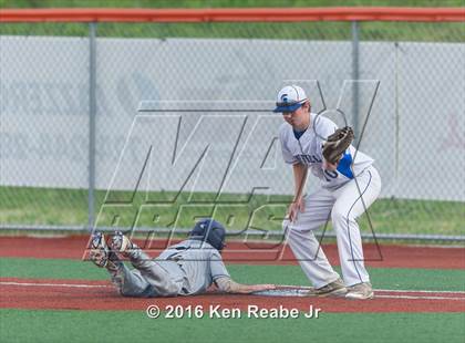 Thumbnail 1 in Norwin vs Hempfield Area (PIAA Class AAAA First Round) photogallery.