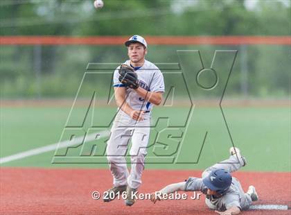 Thumbnail 2 in Norwin vs Hempfield Area (PIAA Class AAAA First Round) photogallery.