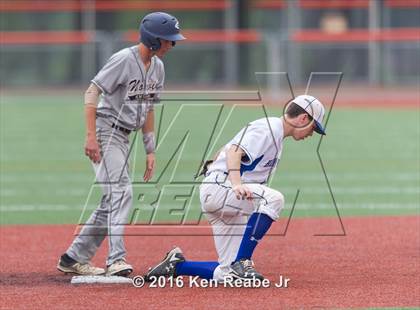 Thumbnail 3 in Norwin vs Hempfield Area (PIAA Class AAAA First Round) photogallery.