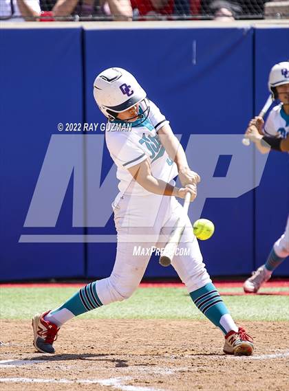 Thumbnail 3 in Mission Prep vs. Orange Cove (CIF CS Division 4 Championship) photogallery.