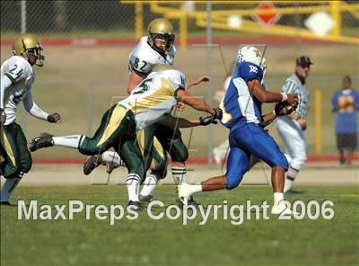 Thumbnail 2 in Rio Americano @ Del Campo photogallery.