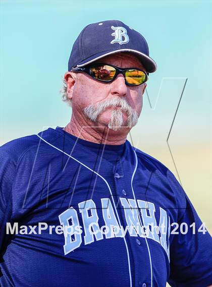 Thumbnail 3 in Menlo vs. Branham (CIF CCS D2 Semifinal Playoff) photogallery.