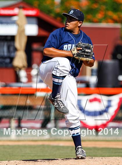 Thumbnail 3 in Menlo vs. Branham (CIF CCS D2 Semifinal Playoff) photogallery.