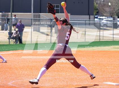 Thumbnail 1 in DeSoto Central vs. Collierville (Morris Hunter Tournament) photogallery.