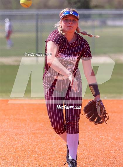 Thumbnail 2 in DeSoto Central vs. Collierville (Morris Hunter Tournament) photogallery.