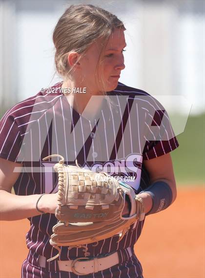 Thumbnail 3 in DeSoto Central vs. Collierville (Morris Hunter Tournament) photogallery.