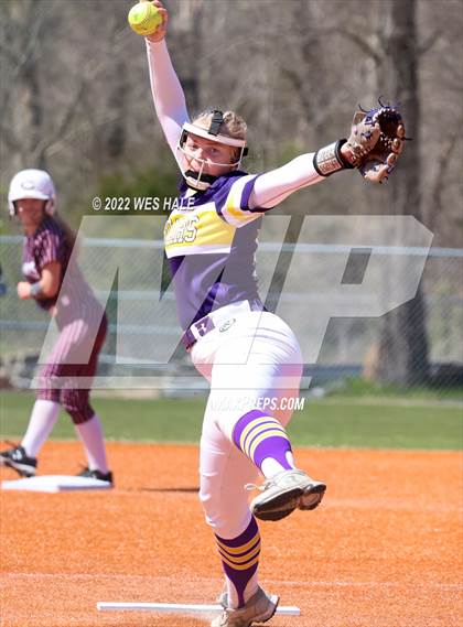 Thumbnail 1 in DeSoto Central vs. Collierville (Morris Hunter Tournament) photogallery.