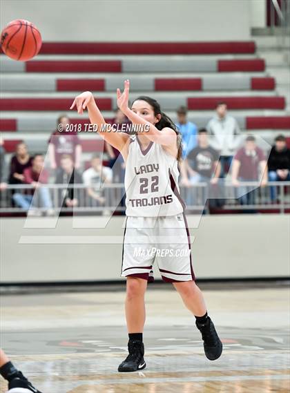 Thumbnail 1 in Mammoth Spring vs. Kirby (AAA 1A 2nd Round Playoff) photogallery.