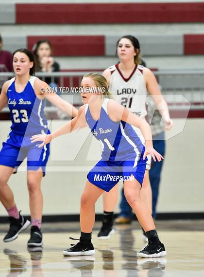 Thumbnail 1 in Mammoth Spring vs. Kirby (AAA 1A 2nd Round Playoff) photogallery.
