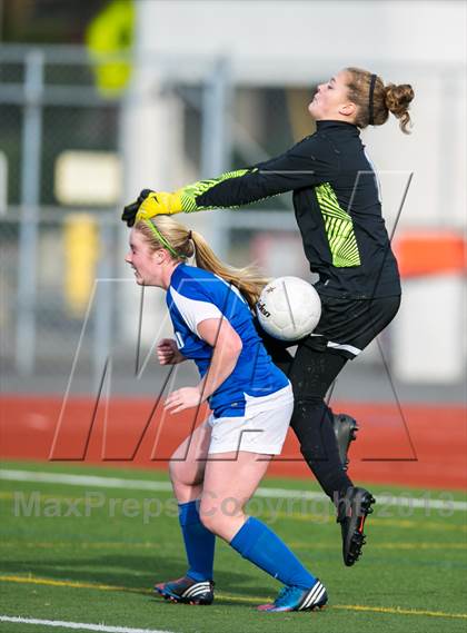 Thumbnail 3 in Mead vs Olympia (WIAA 4A 3rd/4th Place Final) photogallery.