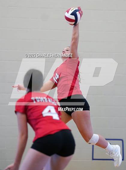 Thumbnail 2 in FR: Tomball @ College Station (B Teams) photogallery.
