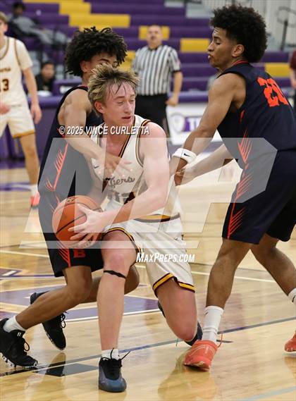 Thumbnail 2 in Brandeis @ Dripping Springs (CTX Showcase) photogallery.