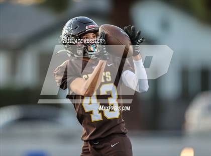Thumbnail 2 in St. Paul @ Crespi photogallery.