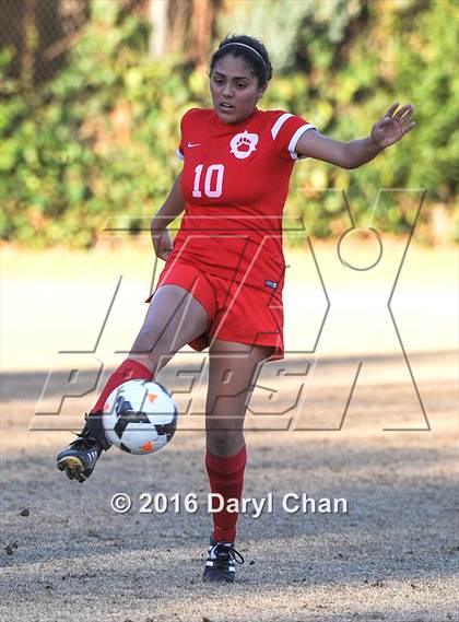 Thumbnail 1 in Mayfield @ Flintridge Prep photogallery.