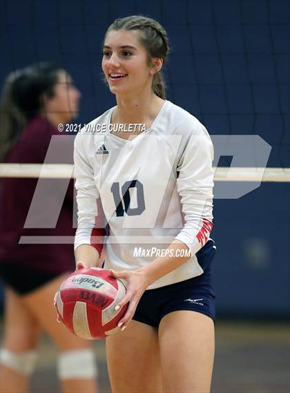 Thumbnail 2 in Davenport @ Wimberley photogallery.