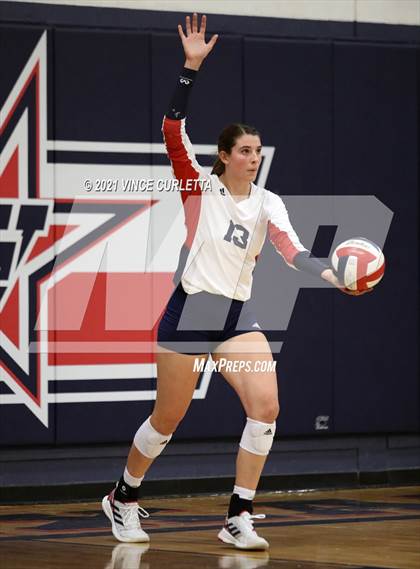 Thumbnail 2 in Davenport @ Wimberley photogallery.