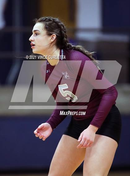 Thumbnail 3 in Davenport @ Wimberley photogallery.
