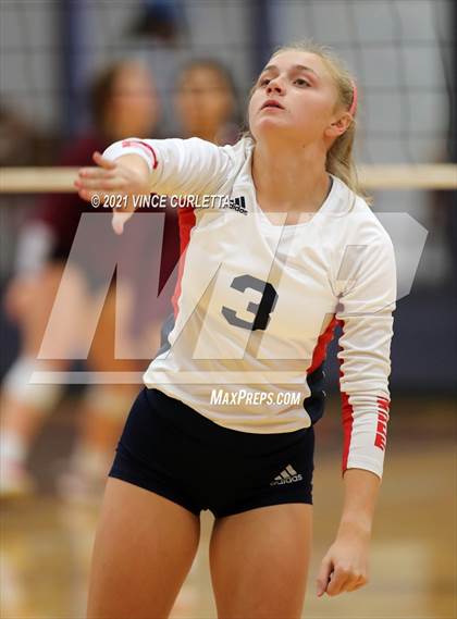 Thumbnail 3 in Davenport @ Wimberley photogallery.