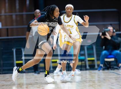 Thumbnail 1 in St. Francis vs Galloway (GHSA A Division I State Championship) photogallery.