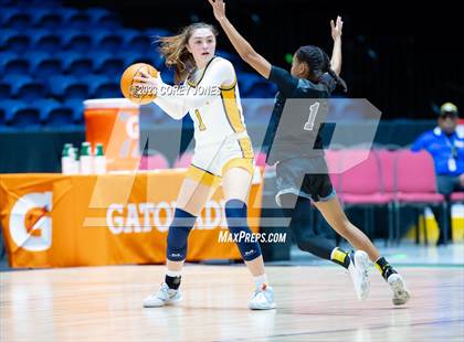Thumbnail 1 in St. Francis vs Galloway (GHSA A Division I State Championship) photogallery.