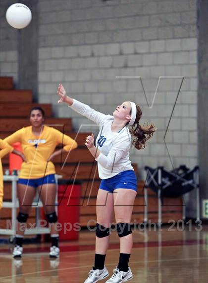 Thumbnail 1 in Clovis @ Centennial photogallery.