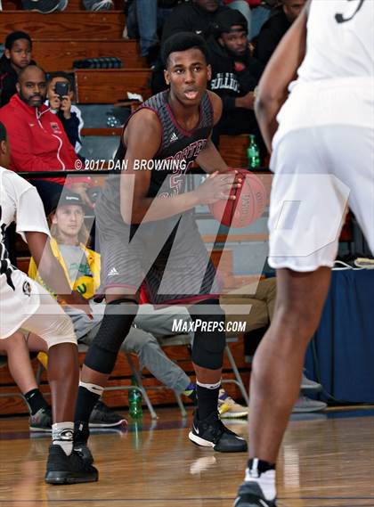 Thumbnail 3 in Porter-Gaud vs. Gray Collegiate Academy (Chick-fil-a Classic) photogallery.
