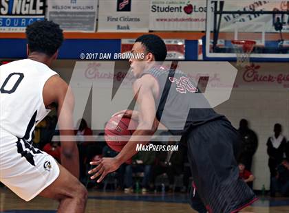 Thumbnail 3 in Porter-Gaud vs. Gray Collegiate Academy (Chick-fil-a Classic) photogallery.