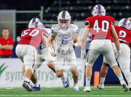 Thumbnail 2 in Tidehaven vs. Gunter (UIL 3A D2 Football Final) photogallery.