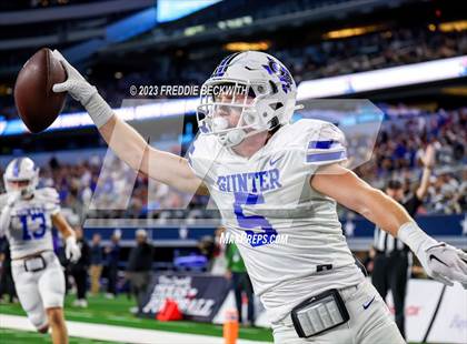 Thumbnail 3 in Tidehaven vs. Gunter (UIL 3A D2 Football Final) photogallery.