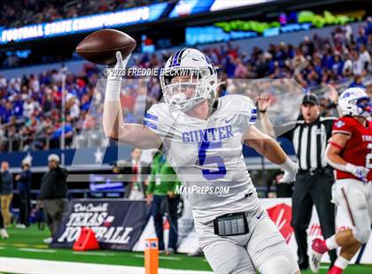 Thumbnail 3 in Tidehaven vs. Gunter (UIL 3A D2 Football Final) photogallery.
