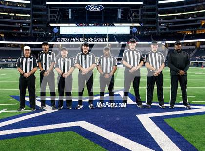 Thumbnail 3 in Tidehaven vs. Gunter (UIL 3A D2 Football Final) photogallery.