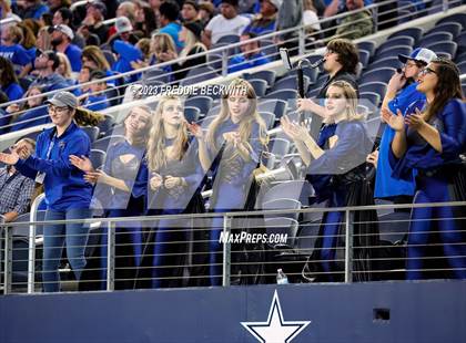Thumbnail 2 in Tidehaven vs. Gunter (UIL 3A D2 Football Final) photogallery.