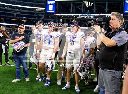 Thumbnail 1 in Tidehaven vs. Gunter (UIL 3A D2 Football Final) photogallery.