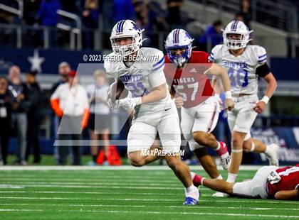 Thumbnail 3 in Tidehaven vs. Gunter (UIL 3A D2 Football Final) photogallery.