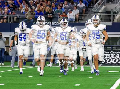 Thumbnail 2 in Tidehaven vs. Gunter (UIL 3A D2 Football Final) photogallery.