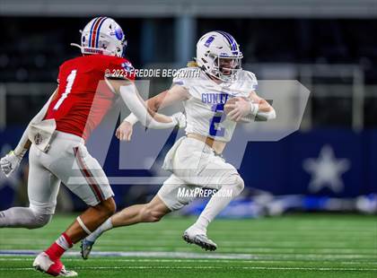 Thumbnail 3 in Tidehaven vs. Gunter (UIL 3A D2 Football Final) photogallery.