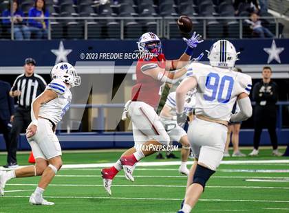 Thumbnail 1 in Tidehaven vs. Gunter (UIL 3A D2 Football Final) photogallery.