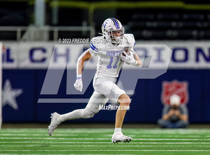 Thumbnail 3 in Tidehaven vs. Gunter (UIL 3A D2 Football Final) photogallery.