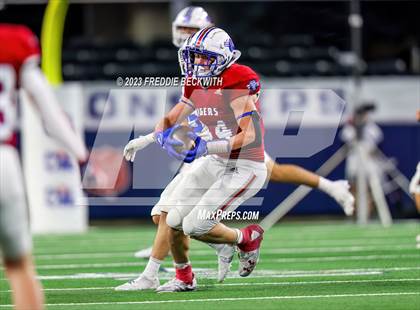 Thumbnail 1 in Tidehaven vs. Gunter (UIL 3A D2 Football Final) photogallery.