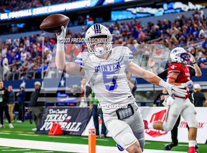 Thumbnail 3 in Tidehaven vs. Gunter (UIL 3A D2 Football Final) photogallery.